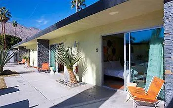 Century Palm Springs A Gay Men'S Clothing Optional Resort