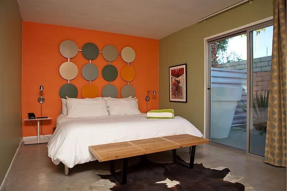Century Palm Springs A Gay Men'S Clothing Optional Resort