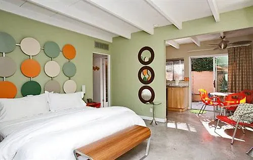 Century Palm Springs A Gay Men'S Clothing Optional Resort