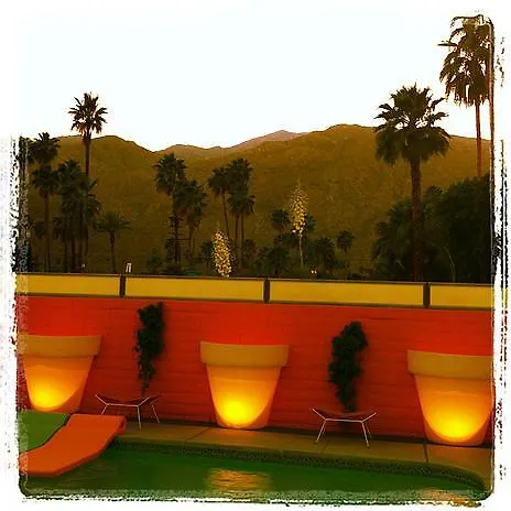 Century Palm Springs A Gay Men'S Clothing Optional Resort